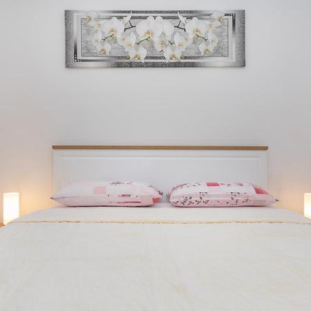 Apartments Cvijeta ดูบรอฟนิก ภายนอก รูปภาพ