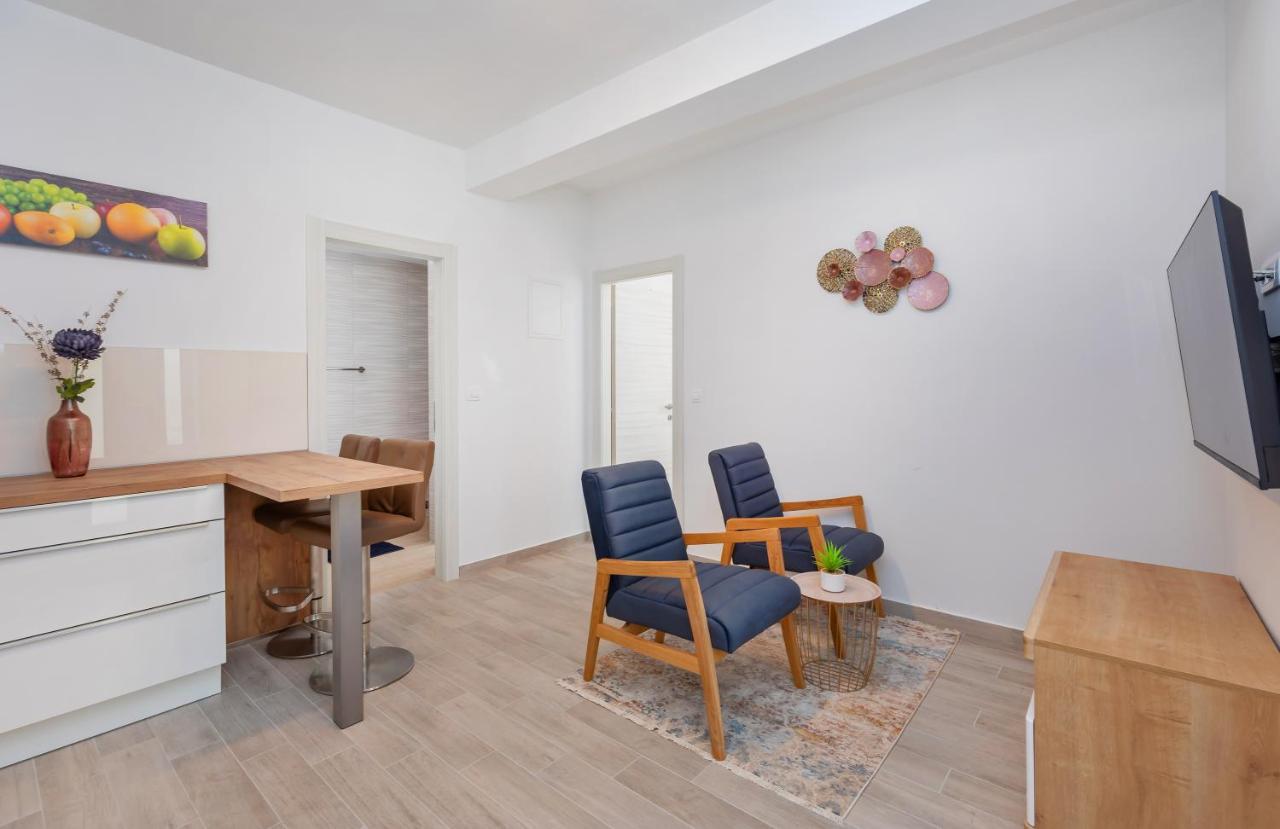 Apartments Cvijeta ดูบรอฟนิก ภายนอก รูปภาพ
