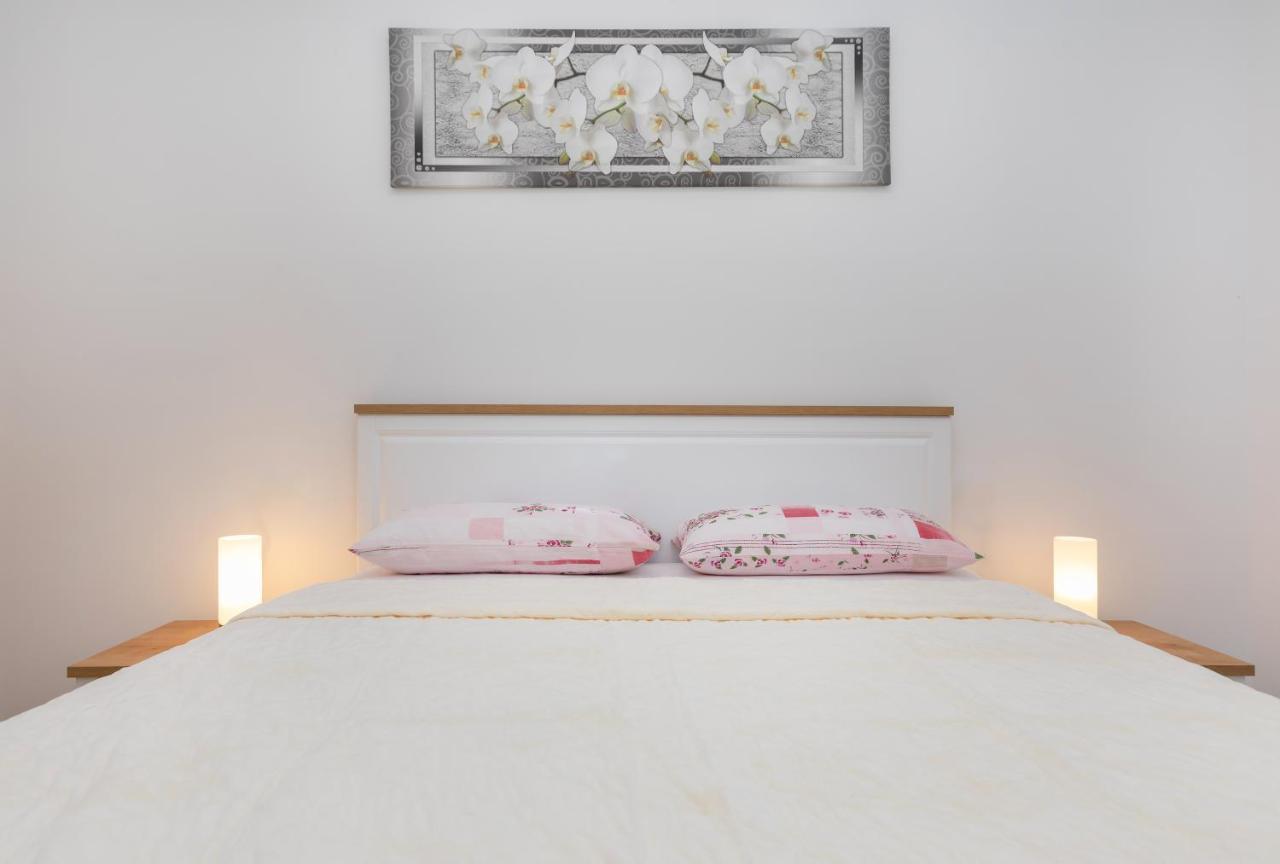 Apartments Cvijeta ดูบรอฟนิก ภายนอก รูปภาพ