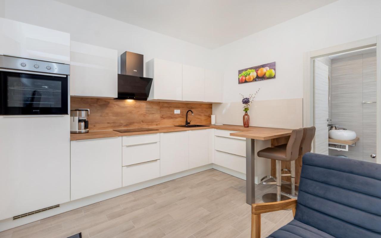 Apartments Cvijeta ดูบรอฟนิก ภายนอก รูปภาพ